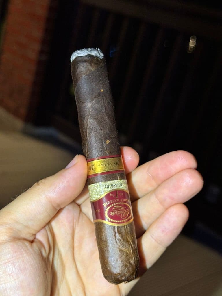 Padrón Family Reserve 46 Years at first light with anniversary and serial bands